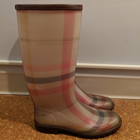Burberry Rainboots - Picture 1 of 4